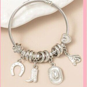 Stainless Steel Western Charm Horseshoe Bracelet Silver-Tone NEW